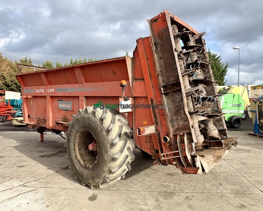 Remolqu esparcidor - rafal 1200