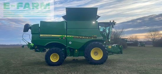Cosechadora de Cereal - John Deere - S785