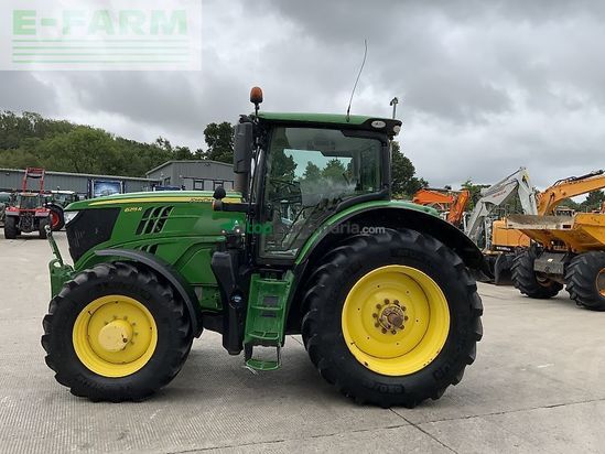 Tractor agrícola - John Deere - 6215r (st23802)