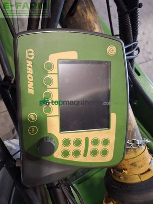 Empacadora gigant - Krone - comprima cv 150 xc