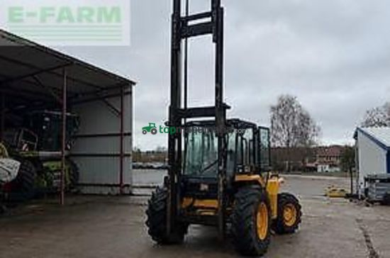 Elevadora - JCB - 940 rtfl