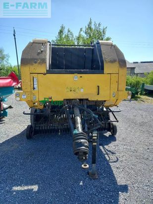 Empacadora gigant - New Holland - br 7060