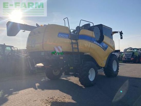 Cosechadora de Cereal - New Holland - ch 7.70