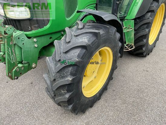 Tractor agrícola - John Deere - 5820