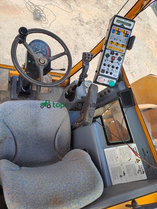 VENDIMIADORA AUTOPROPULSADA USADA PELLENC 3100. 