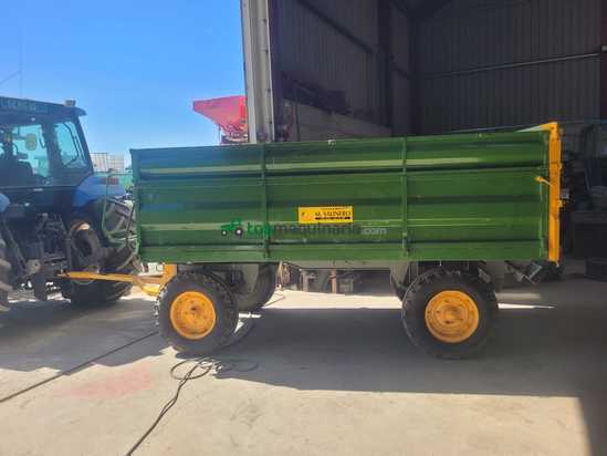 Remolque agrícola basculante 5-6 tn