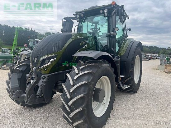 Tractor agrícola - Valtra - t 215d mit rüfa und forstkabine