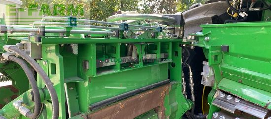 Cosechadora de Cereal - John Deere - 8300