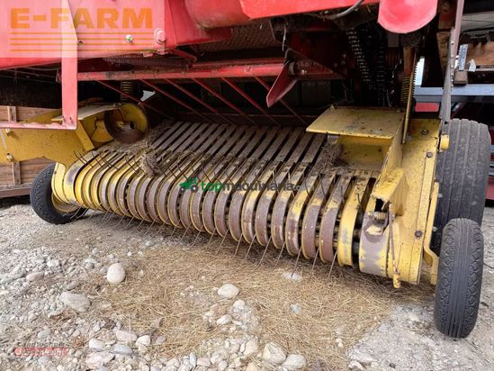Empacadora gigant - New Holland - 640 b bale command