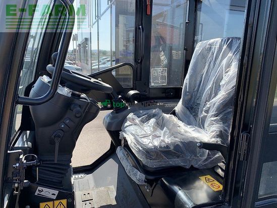 Minicargadora - JCB - 403 plus