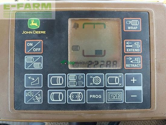 Empacadora gigant - John Deere - 864