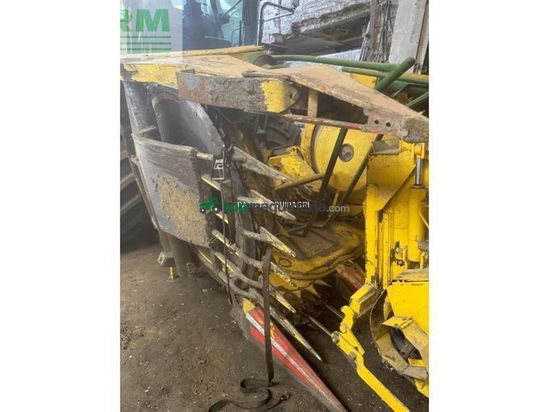 Cosechadora de Cereal - John Deere - 7400 4rm