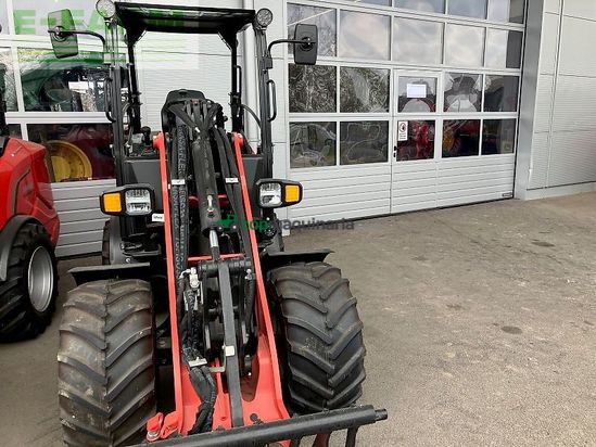 Minicargadora - Manitou - mla 3-25