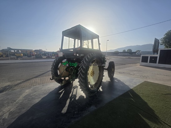 Tractor agrícola - John Deere - 3040