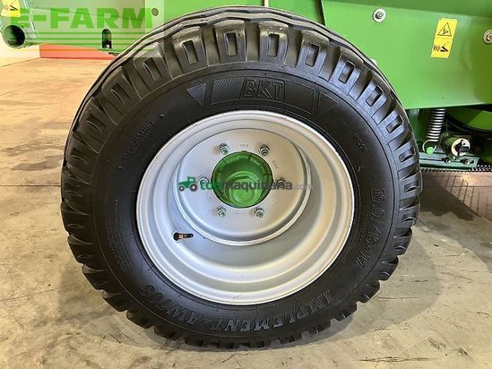 Empacadora gigant - Krone - fortima v 1500 mc