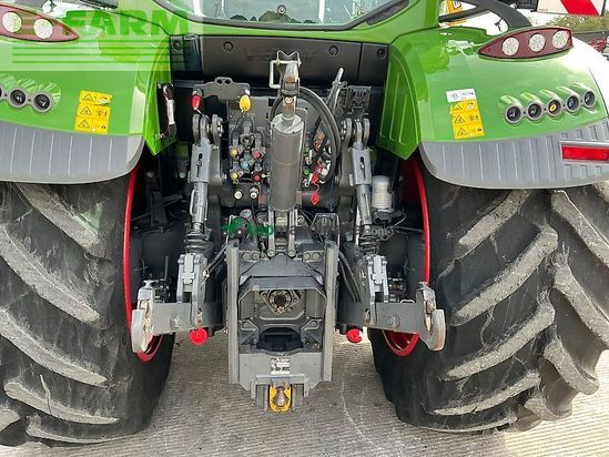 Tractor agrícola - Fendt - 724 profi plus tractor (st27737)