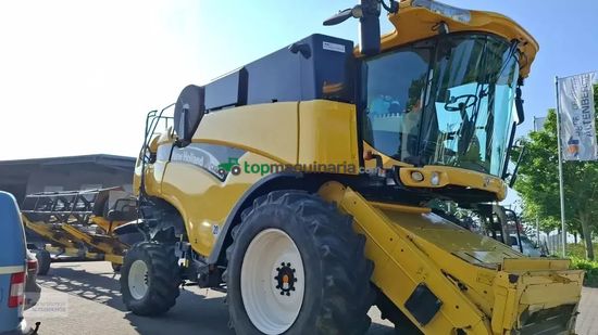 Cosechadora de Cereal - New Holland - cx 840