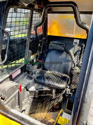 MINI CARGADORA JCB ROBOT 160