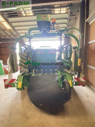 Empacadora gigant - John Deere - c441r folienbindung