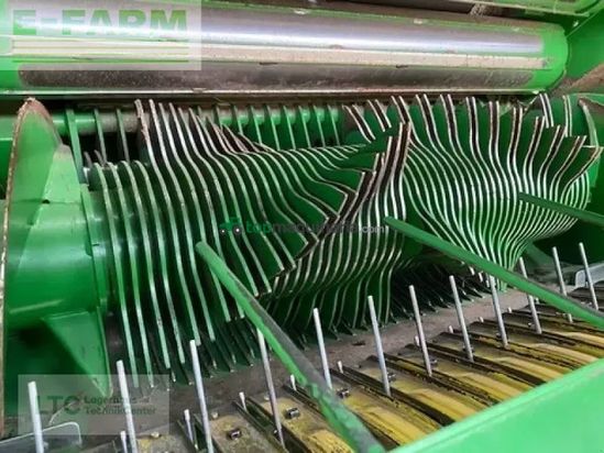 Empacadora gigant - John Deere - 960