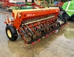 Sembradora en línea convencional - trisem  194 
