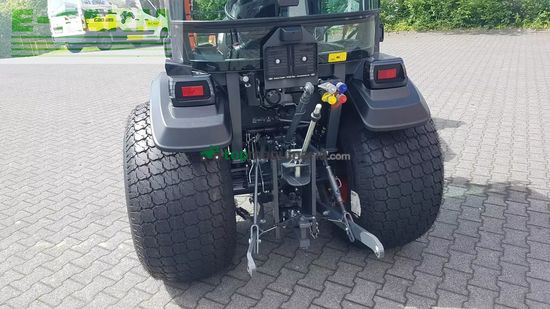 Tractor agrícola - Kubota - lx351 cab ab 0,99%