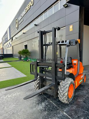 Carretilla diesel  Ausa Ch130 4x4