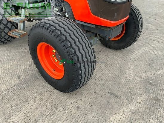 Tractor agrícola - Kubota - m6040 hydraulic shuttle tractor (st27481)