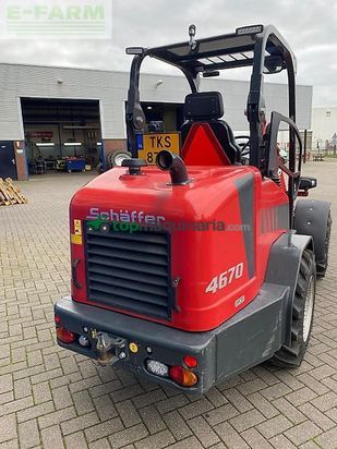 Minicargadora - Schaffer - shovel type 4670