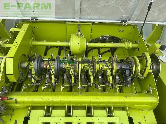 Empacadora gigant - Claas - quadrant 2200 rc tandem