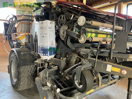 Empacadora gigant - Massey Ferguson - 3130F RB