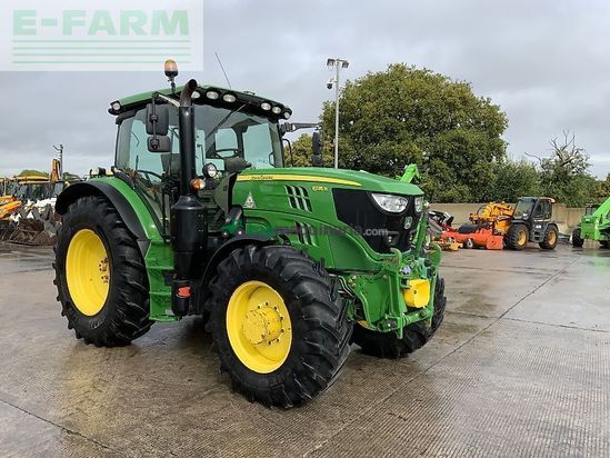 Tractor agrícola - John Deere - 6215r tractor (st24210)