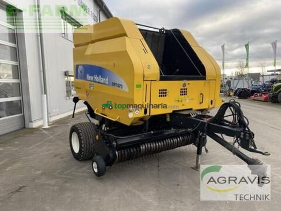 Empacadora gigant - New Holland - br 7070 ec
