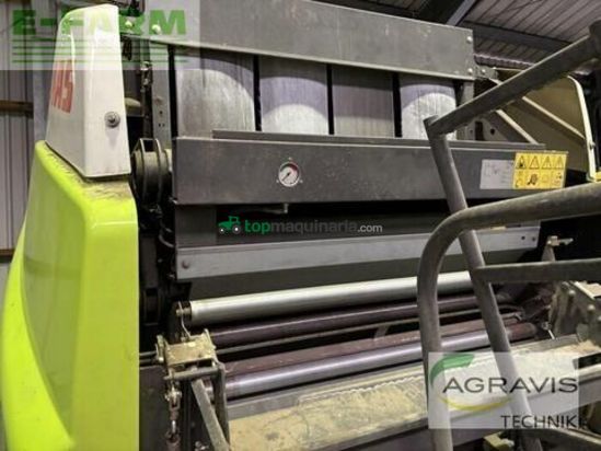 Empacadora gigant - Claas - variant 380 rc pro