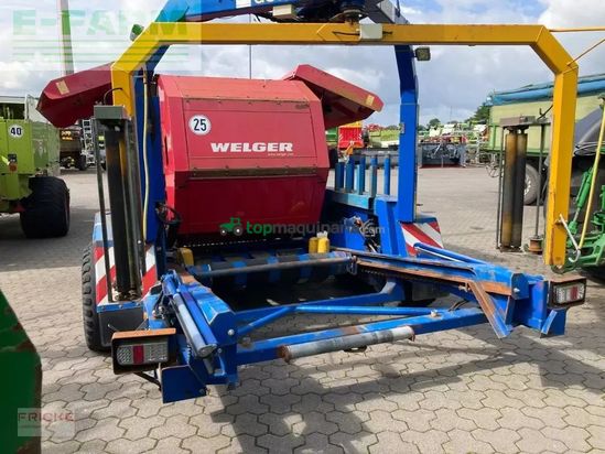 Empacadora gigant - Welger - rp 235 mit göweil wickler