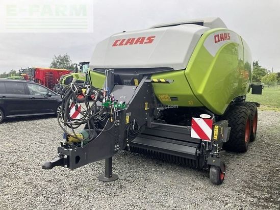 Empacadora gigant - Claas - quadrant 4200 rc
