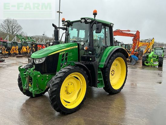 Tractor agrícola - John Deere - 6090m tractor (st26116)