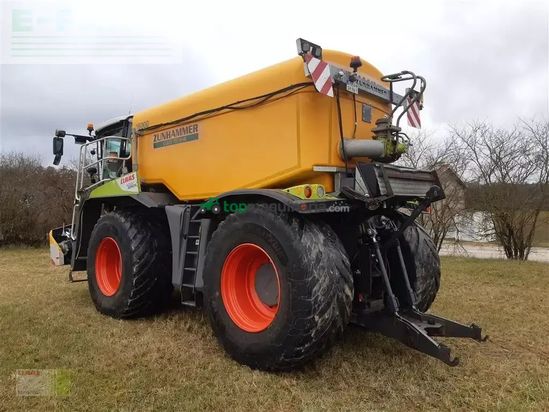 Esparcidor - Claas - xerion 4000 saddle trac SADDLE TRAC