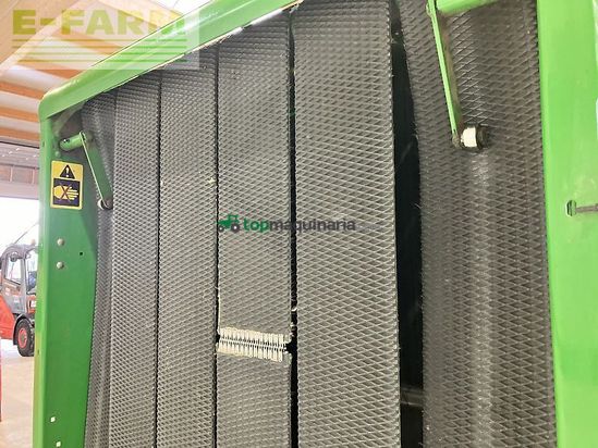 Empacadora gigant - John Deere - 550