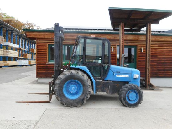 Elevadora - JCB - 926-4 ( allrad ) triplex 5,5m