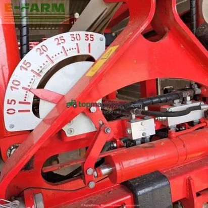 Cultivador - Pöttinger - terria 4040