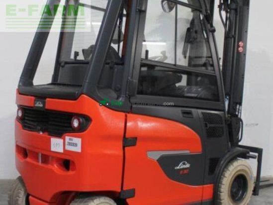Elevadora - Linde - e 30/600 h 1252