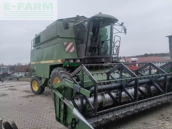 Cosechadora de Cereal - John Deere - 2256