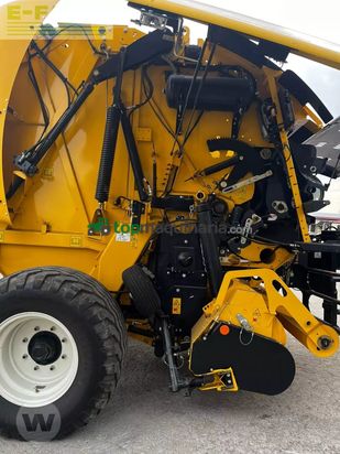 Empacadora gigant - New Holland - roll-belt 180