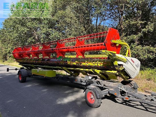 Cosechadora de Cereal - Claas - trion 750 montana allrad mit vario 930
