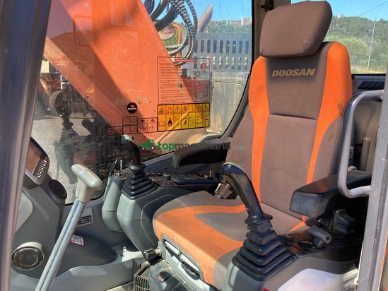 Excavadora DOOSAN DX235LCR