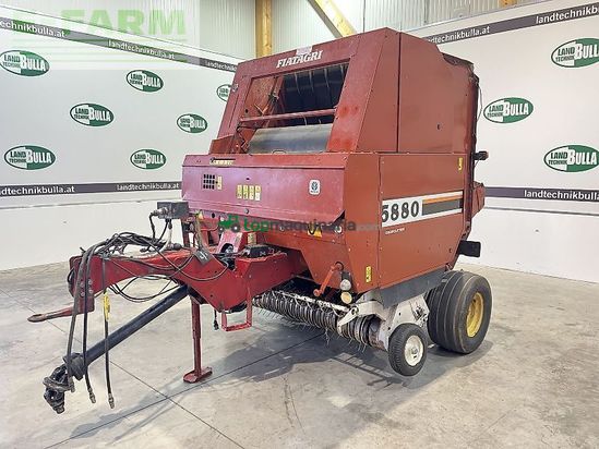 Empacadora gigant - Fiat - 5880 cropcutter