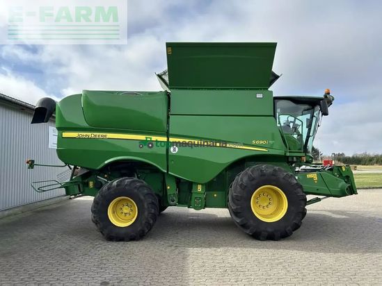 Cosechadora de Cereal - John Deere - s690