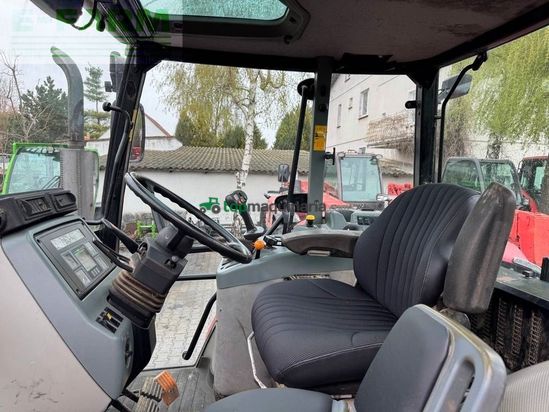 Tractor agrícola - McCormick - mc100