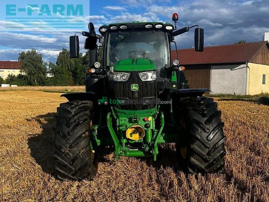 Tractor agrícola - John Deere - 6215r
